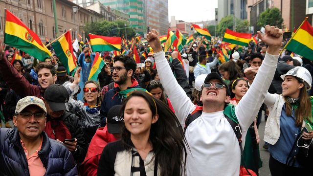 Comprar-likes-Senadora Opositora Evo Morales 640x360 1