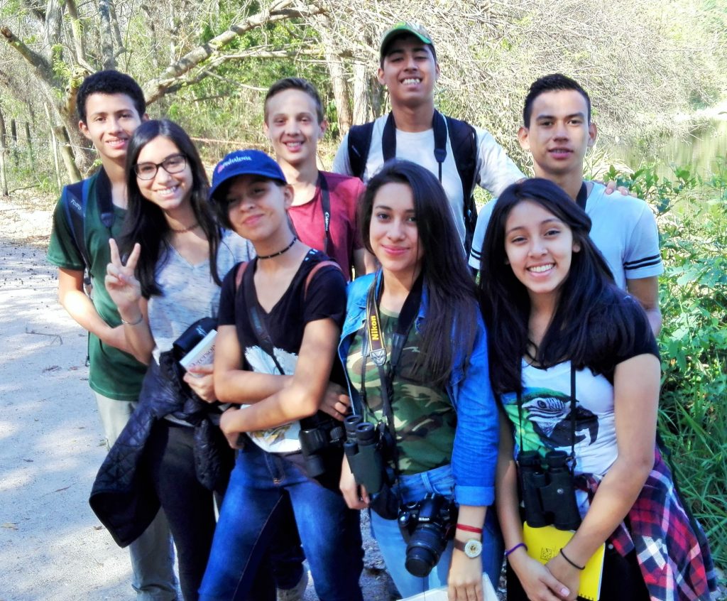 Comprar SEGUIDORES HONDUREÑOS FACEBOOK 